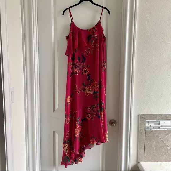 Asymmetrical Hem Ruffled Maxi Dress - Picture 5 of 11